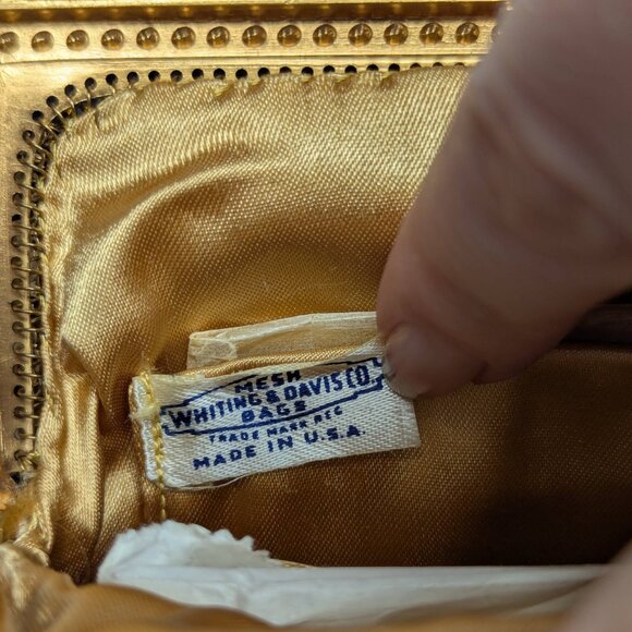 Vintage Whiting & Davis Gold Metal Mesh Handbag w/Original Comb, Change Purse - Picture 6 of 16